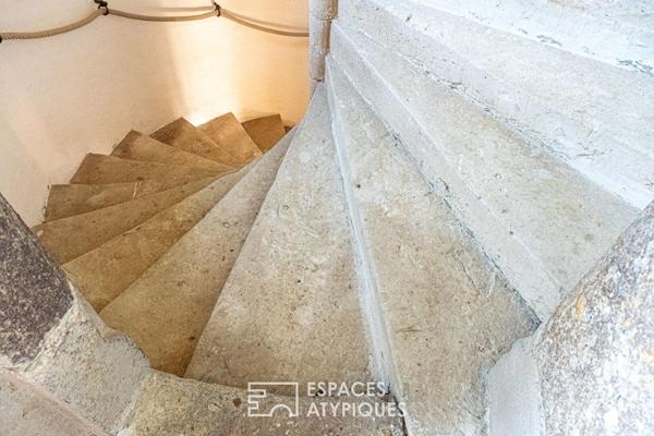 Manoir historique sur plus de 12 hectares de nature