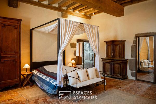 Manoir historique sur plus de 12 hectares de nature