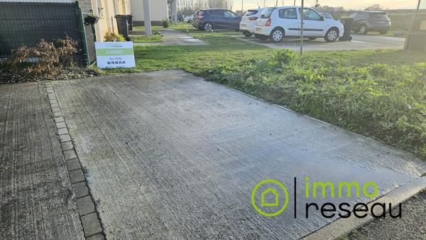 Parking extérieur à NIEPPE (59850)