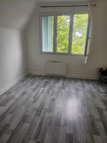 Noisy-le-Sec (93130) IMMEUBLE DE RAPPORT DIVISE EN 9 LOTS DE DEUX et TROIS PIECES RENTABILITE 10% BRUT