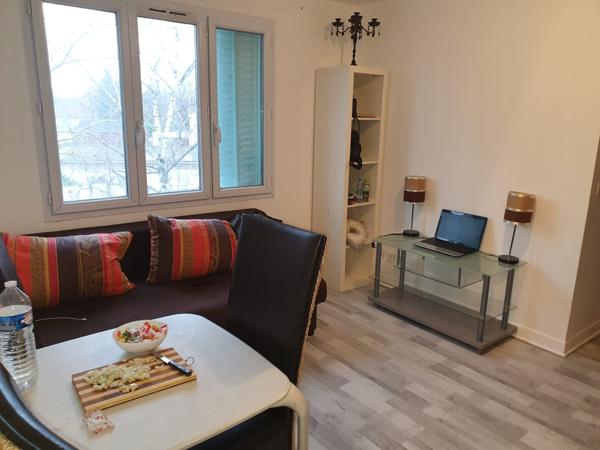 Noisy-le-Sec (93130) IMMEUBLE DE RAPPORT DIVISE EN 9 LOTS DE DEUX et TROIS PIECES RENTABILITE 10% BRUT