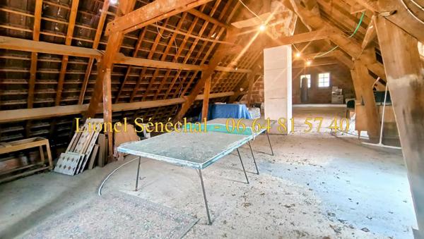 Maison entièrement de plain - pied 7 pièces de 100 m2 sans aucune nuisance sonore et visuelle sur une parcelle de plus de 4 800 m2