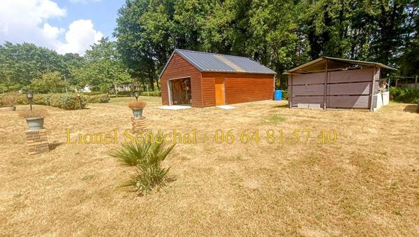 Maison entièrement de plain - pied 7 pièces de 100 m2 sans aucune nuisance sonore et visuelle sur une parcelle de plus de 4 800 m2