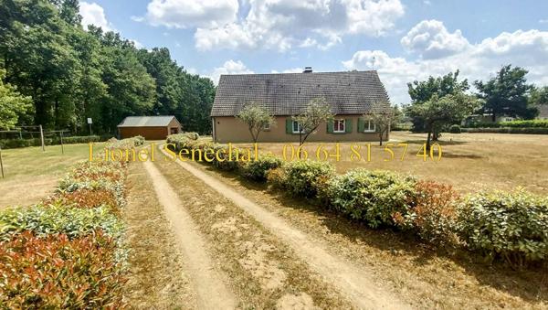 Maison entièrement de plain - pied 7 pièces de 100 m2 sans aucune nuisance sonore et visuelle sur une parcelle de plus de 4 800 m2