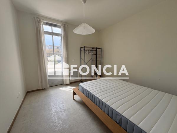 Location Appartement meublé 2 pièces 41.1 m² - 7 rue des Nouvelles Arènes Beziers 34500