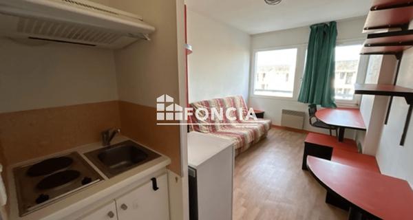 Location Studio meublé 14.08 m² - Poitiers 86000