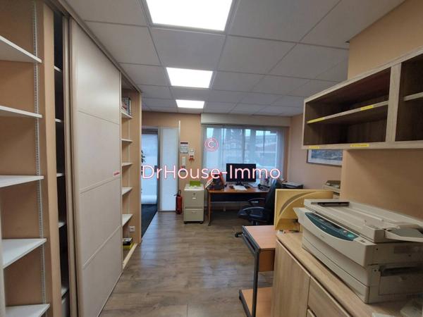 Bureau à vendre 5 pièces de 110 m²
