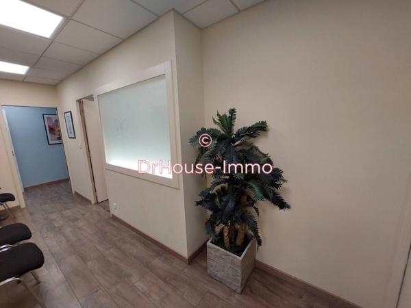 Bureau à vendre 5 pièces de 110 m²