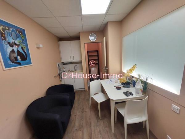 Bureau à vendre 5 pièces de 110 m²