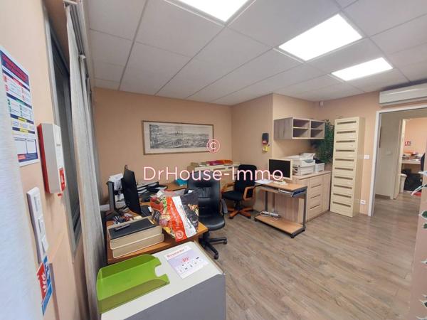 Bureau à vendre 5 pièces de 110 m²