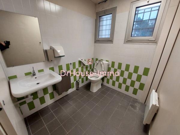 Bureau à vendre 5 pièces de 110 m²