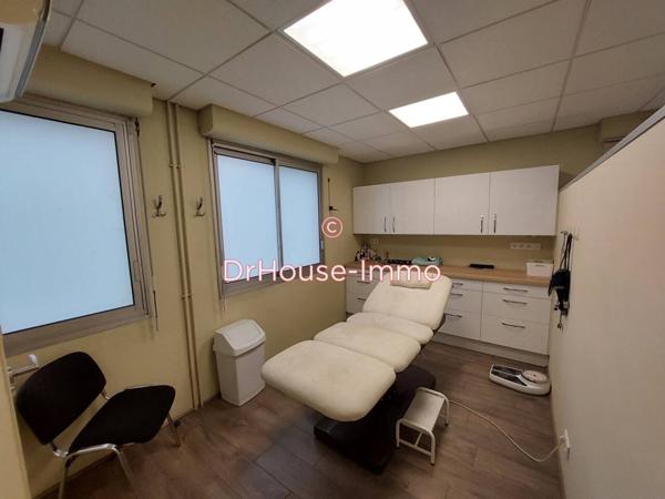 Bureau à vendre 5 pièces de 110 m²