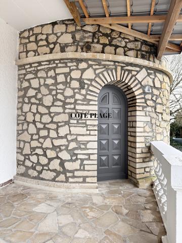 Vaux-sur-Mer (17640) VAUX/MER - T3 Résidence au cœur de la nature – Bâtisse atypique avec tourelle - AU PRIX DE 289.800€ HAI