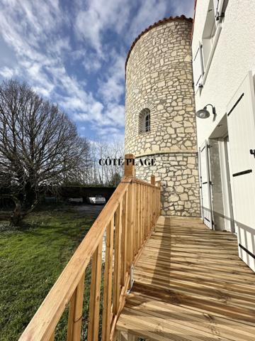 Vaux-sur-Mer (17640) VAUX/MER - T3 Résidence au cœur de la nature – Bâtisse atypique avec tourelle - AU PRIX DE 289.800€ HAI