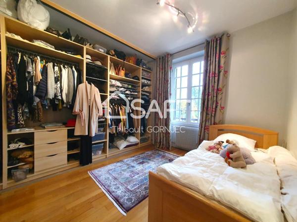 Demeure de charme au centre du village recherché de Thomery