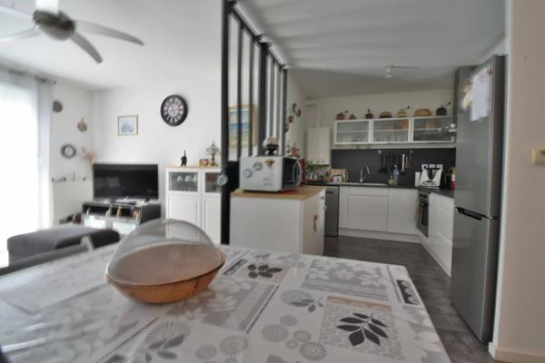 INGRE - Appartement T4 en rez-de-jardin – 83,6 m² habitables – Terrasse et jardin 40 m² - Place de Parking extétieure privative
