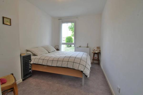 INGRE - Appartement T4 en rez-de-jardin – 83,6 m² habitables – Terrasse et jardin 40 m² - Place de Parking extétieure privative