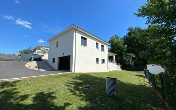 Maison à louer    4 pièces •  Brive-la-Gaillarde