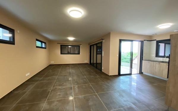 Maison à louer    4 pièces •  Brive-la-Gaillarde