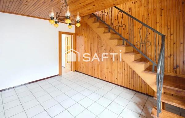 APPARTEMENT STYLE MAISON A RENOVER AVEC POSSIBLITE DIVISION APPARTEMENT 7 GARAGES JARDIN