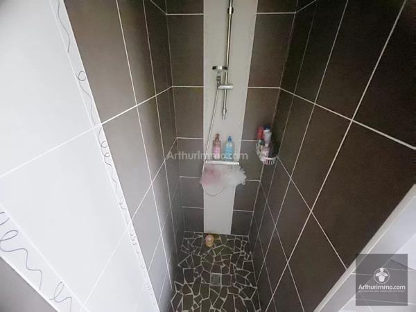 Vente Maison 6 pièces 117 m2 à Commelle-Vernay