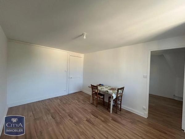 Appartement à louer 2 pièces 44.77m² Sedan (08200)