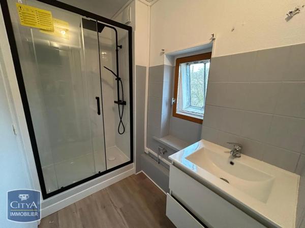 Appartement à louer 2 pièces 44.77m² Sedan (08200)
