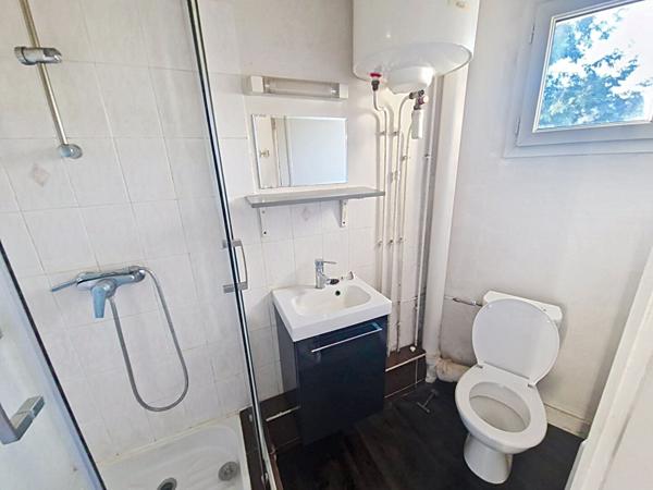 Immeuble Saint Hilaire Saint Florent 8 pièce(s) 165 m2