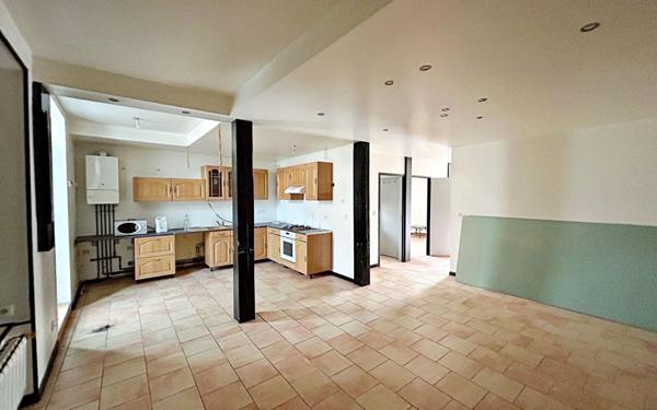 Appartement à vendre    2 pièces • 64 m2 Pouilly-sous-Charlieu