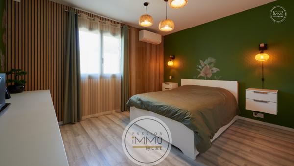 Maison 5 pièce(s) 4 chambre(s) 218.65 m²