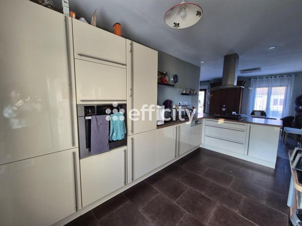 Maison 5 pièces - 140 m²