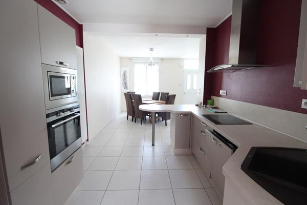 Maison - 6 pièces - 103 m²