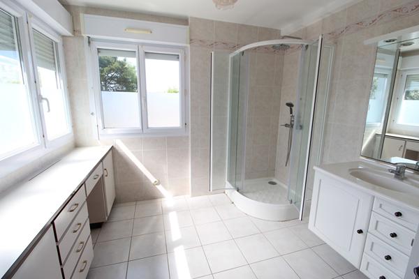 Maison - 6 pièces - 103 m²