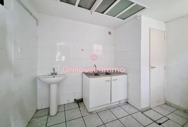 Commerce à louer 3 pièces de 65 m²