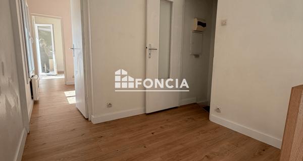 Location Appartement 4 pièces 84.7 m² - Septèmes-les-vallons 13240