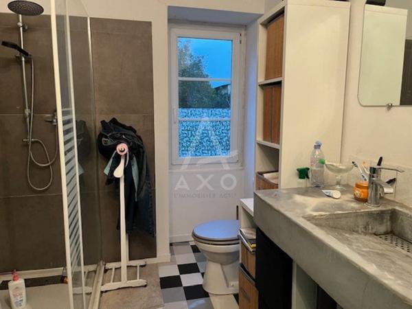 Propriété de 2 maisons