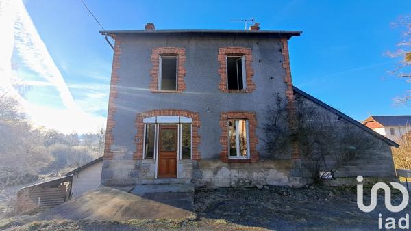 Maison traditionnelle 5 pièces de 96 m² à Les Mars (23700)