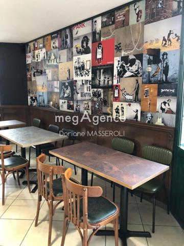Fonds De Commerce à Cholet, 49300 - 322m²