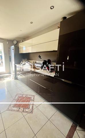 Maison limitrophe LE MUY/PUGET