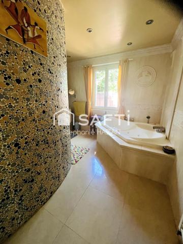 Maison limitrophe LE MUY/PUGET