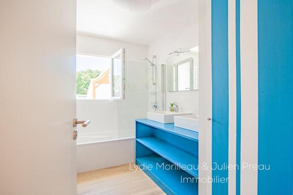 Propriété avec piscine à Saint-Jean-de-Monts (7 pièces) 174 m²