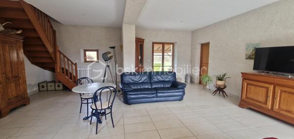 Maison longere de 275 m²