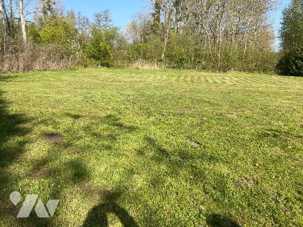 A 10 minutes de SOISSONS - Située à AMBLENY - Maison d'environ 150 m² habitable avec jardin
