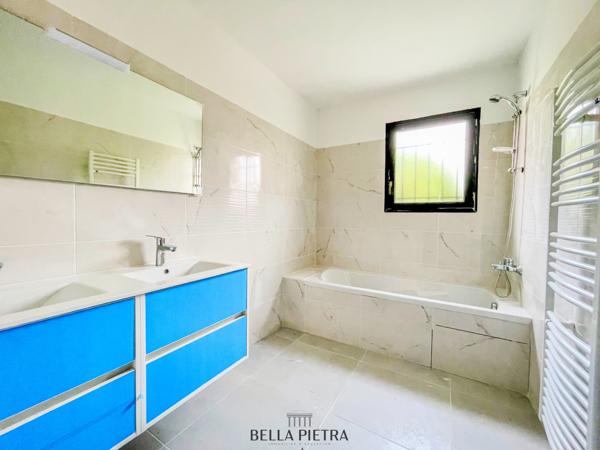 Marseillan (34340) Maison plain pied 4 pièces de 76m² sur une parcelle de 330m²