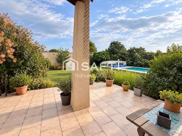 MAISON – 300 M² – TERRAIN 4 336 M² – PISCINE