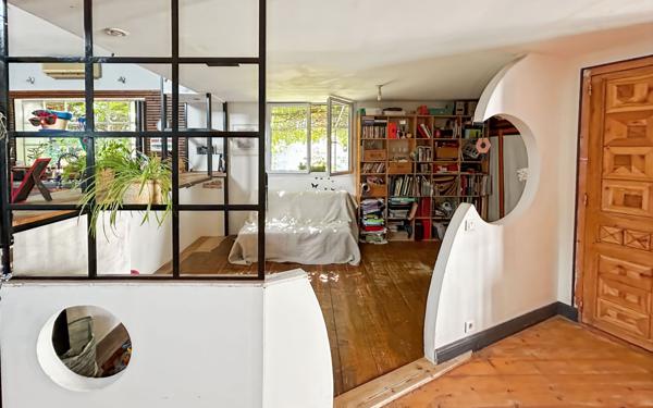 Appartement à vendre    5 pièces •  Le Coteau