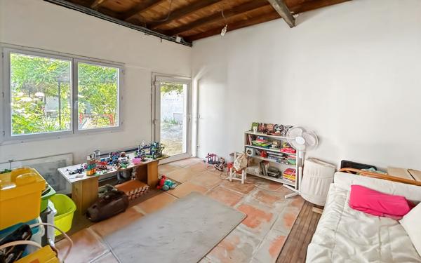 Appartement à vendre    5 pièces •  Le Coteau