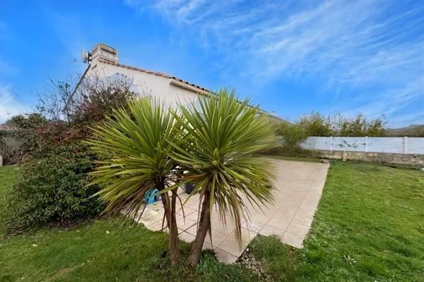 Maison de 85 m² sur les fosses rouges.