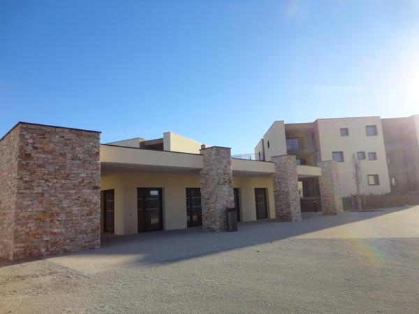 Dpt Hérault (34), à vendre SERIGNAN appartement T2 de 42.8 m² avec terrasse et stationnement