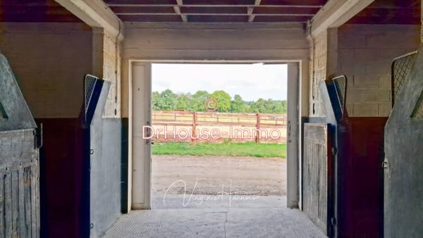 Bien immobilier à vendre 7 pièces de 172 m²